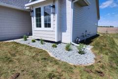Sod-rock-trees-planting-beds-in-Waukee-Iowa-3